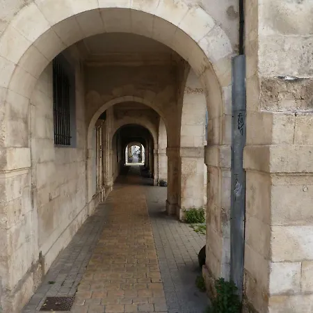 Particulier Julien Laferriere * Λα Ροσέλ